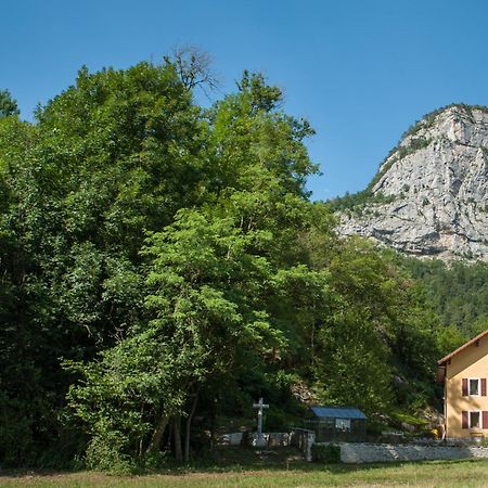 Отель Annexe 1888 Маглан Экстерьер фото